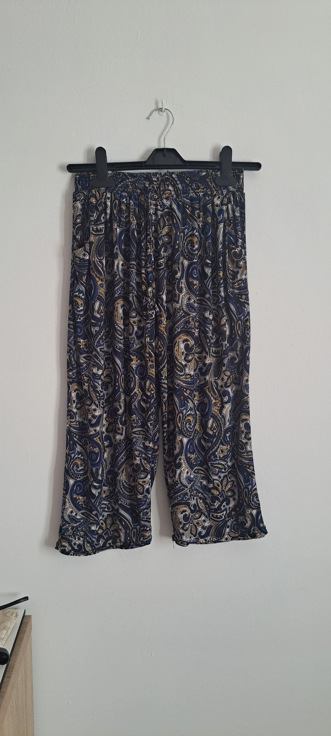 Pantalon corte pirata